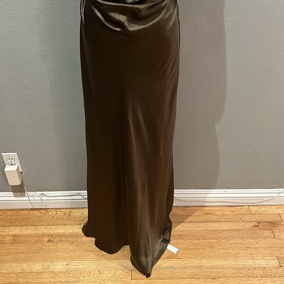 NEW NWT Reformation Anaiis Silk Dress High Neck Open Back Maxi Dress Morel Brown - Picture 6 of 13
